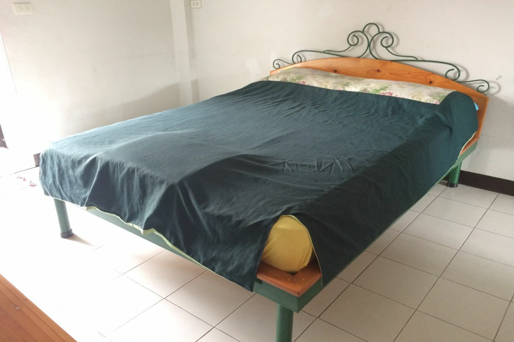 Baan Khun Mae Apartment Банкок Екстериор снимка